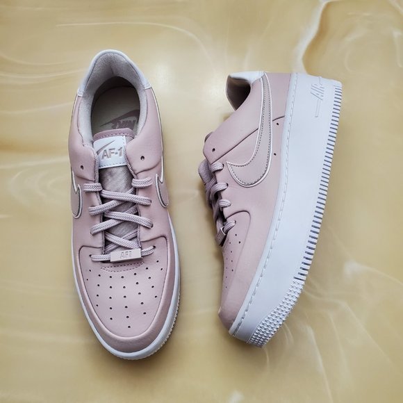 Nike Air Force 1 Sage Low - Picture 3 of 7